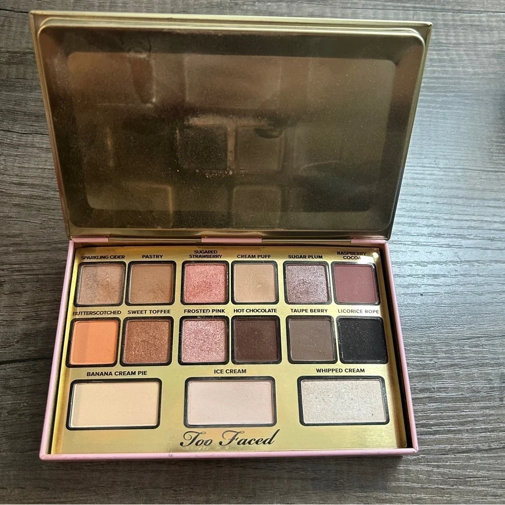 Too Faced Kandee Collection Palette in Pink and Gold